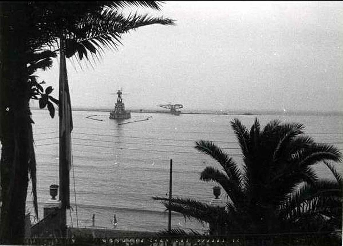 CD eh- 70- MEK- Cuirasse Provence 1937.jpg